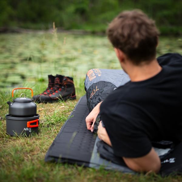 Spací pytel NILS Camp NC1705 Ultralight černý/oranžový 16
