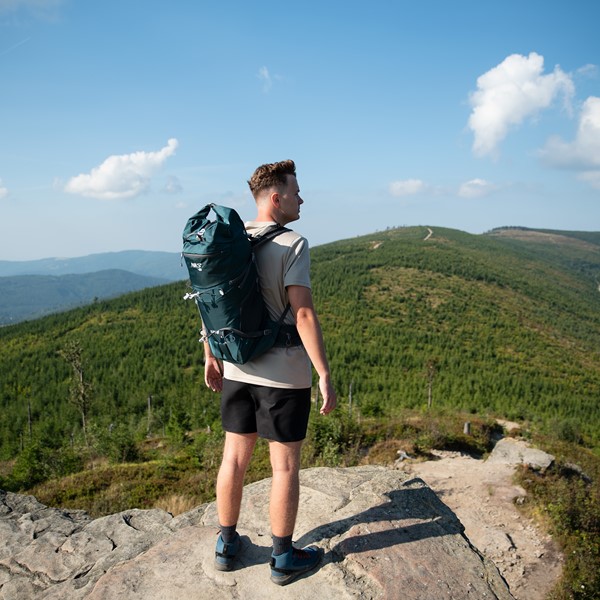 Turistický batoh NILS Camp NC1938 Kjolen zelený 40L 3
