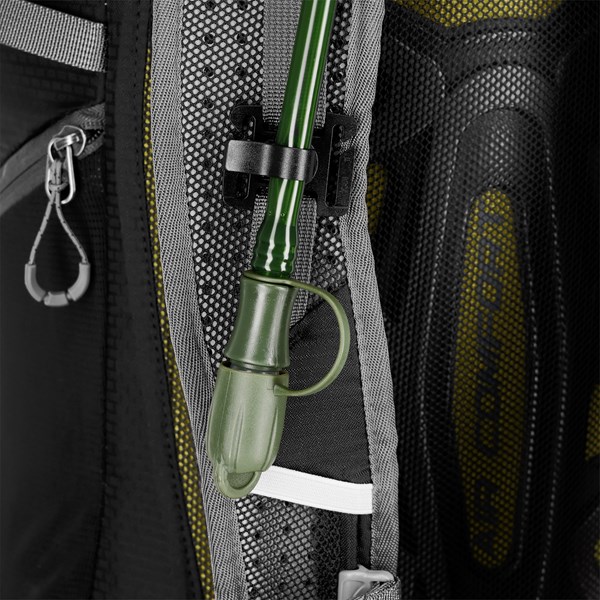 Turistický batoh NILS Camp NC1938 Kjolen černý 40L 13