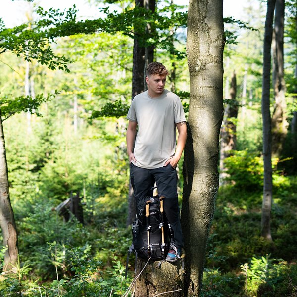 Turistický batoh NILS Camp NC1938 Kjolen černý 40L 8