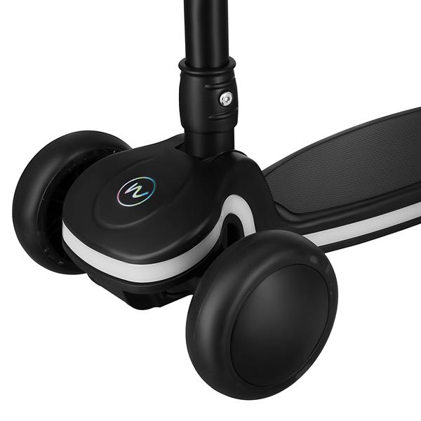 Dětská tříkolová koloběžka NILS Fun HLB1306 s LED deckem 6