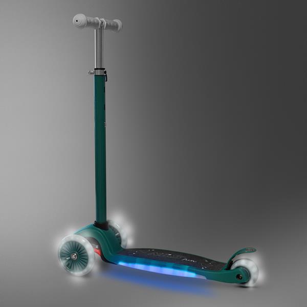 Dětská tříkolová koloběžka NILS Fun HLB1310 s LED zelená 3