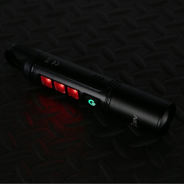 Multifunkční LED svítilna NILS Camp NC0003 800 lm 7