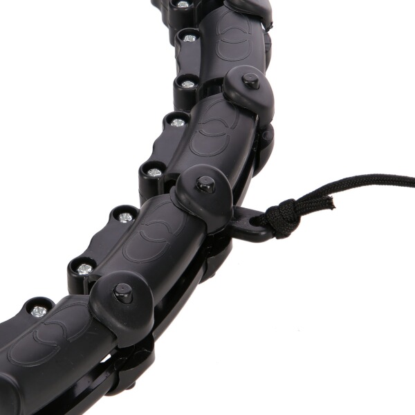 Sada černé masážní Hula Hoop se závažím HMS HHW11 a zeštíhlujícího bederního pásu HMS BR163 PLUS SIZE 4