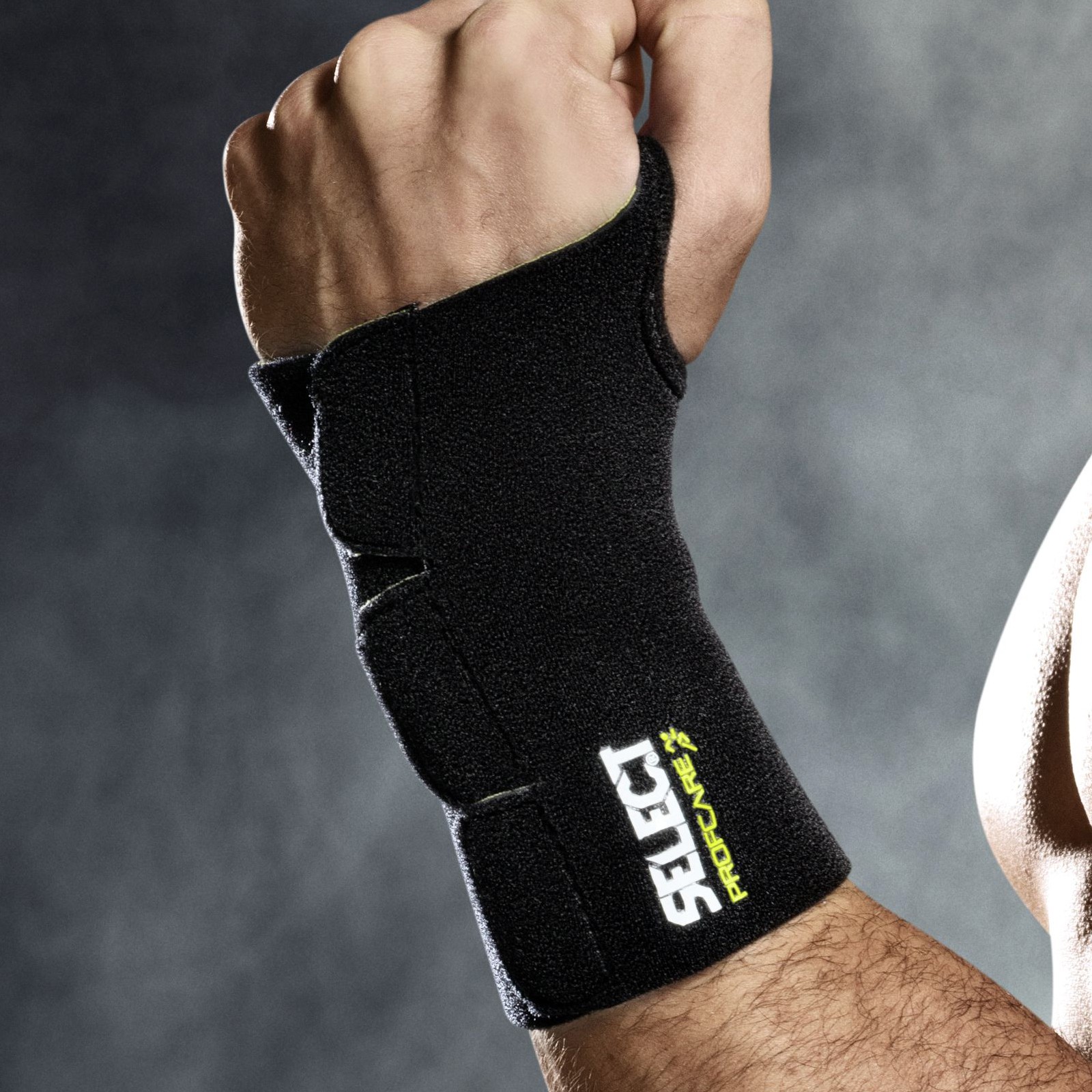 Bandáž na zápěstí Select Wrist support left w/splint 6701 černá - velikost: XS/S